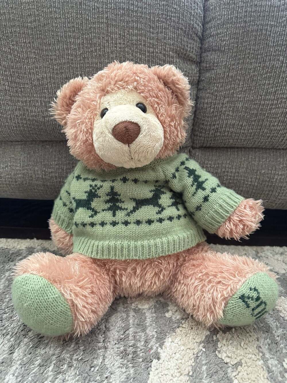 Bloomingdale's Gund Bear Stuffed Animal with Reindeer Sweater 2006